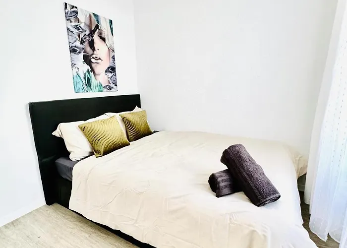 Affordable 4br Shared Apartment, 10 Min To Fac Platz Apartment Vienna