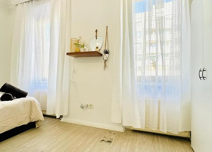 Affordable 4br Shared Apartment, 10 Min To Fac Platz * Vienna