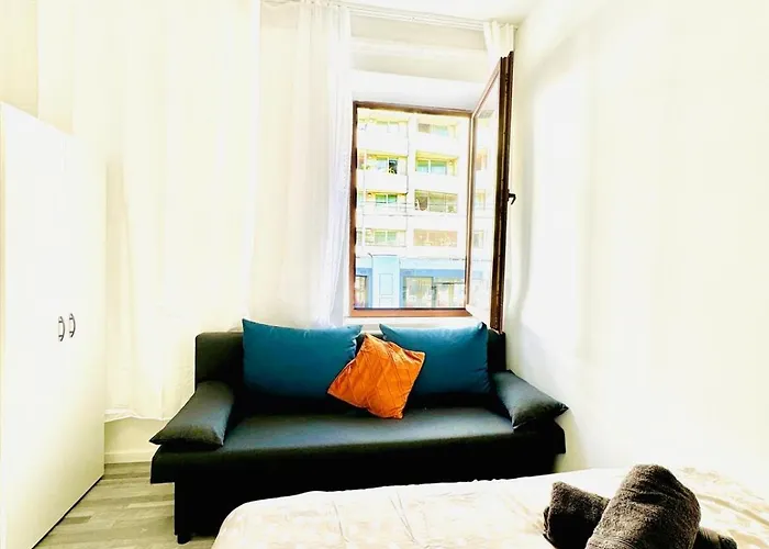 Affordable 4br Shared Apartment, 10 Min To Fac Platz Apartment *