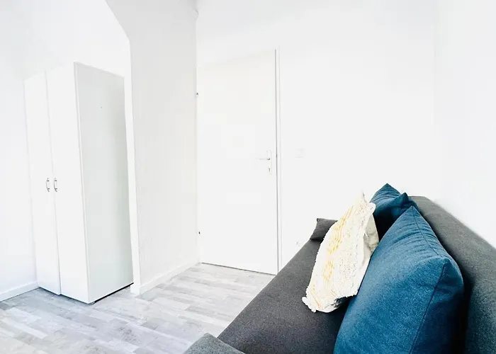 Apartment Affordable 4br Shared Apartment, 10 Min To Fac Platz