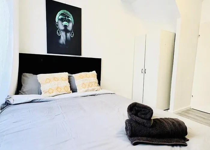 Affordable 4br Shared Apartment, 10 Min To Fac Platz Apartment Vienna
