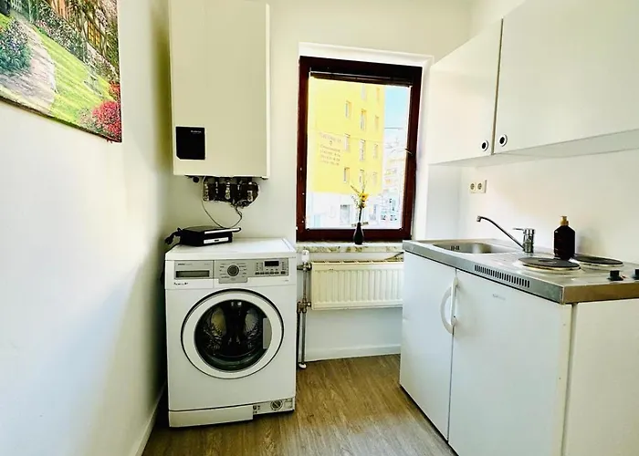 Affordable 4br Shared Apartment, 10 Min To Fac Platz